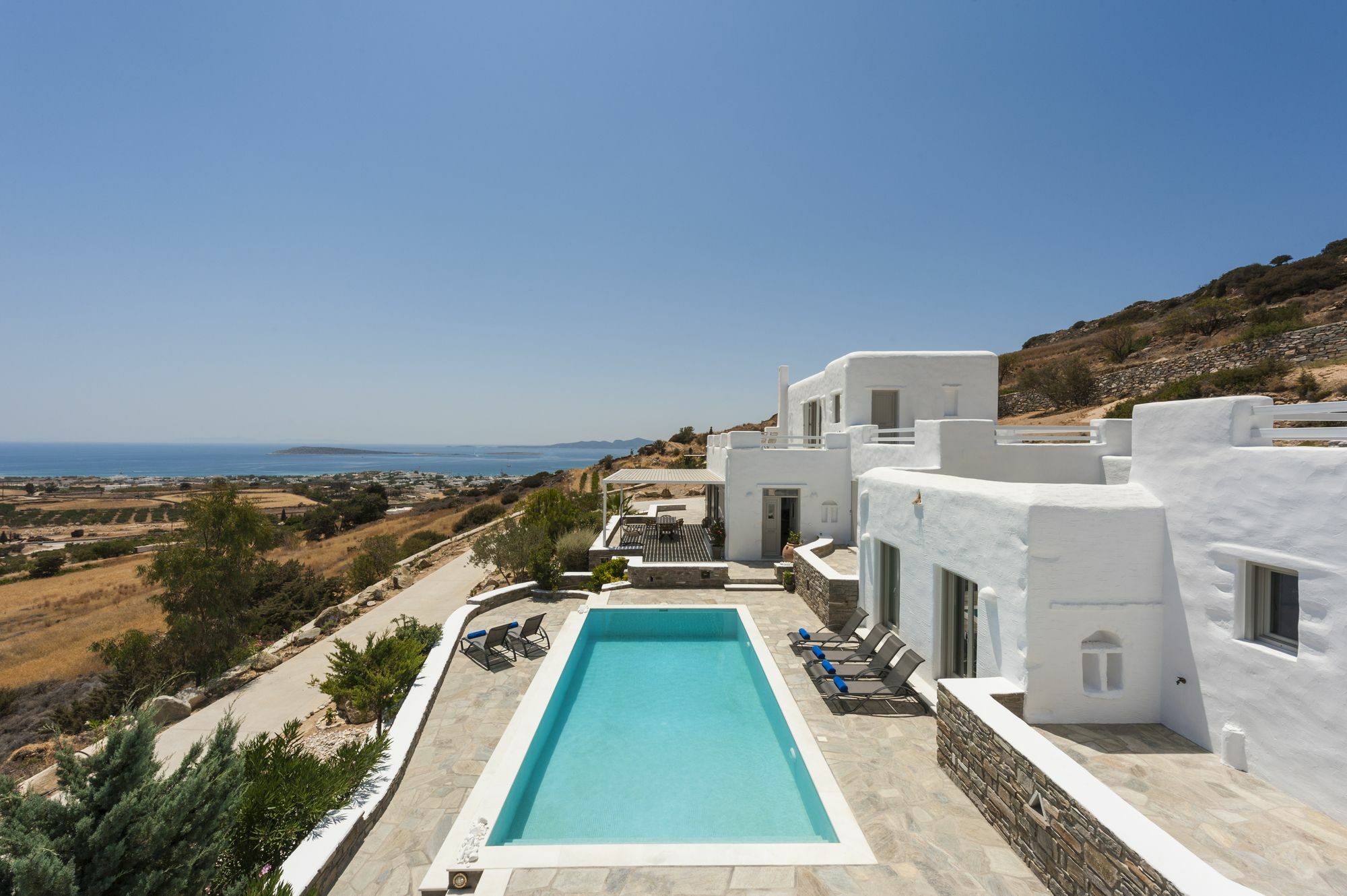 Niriides Luxury Villas Alikí エクステリア 写真